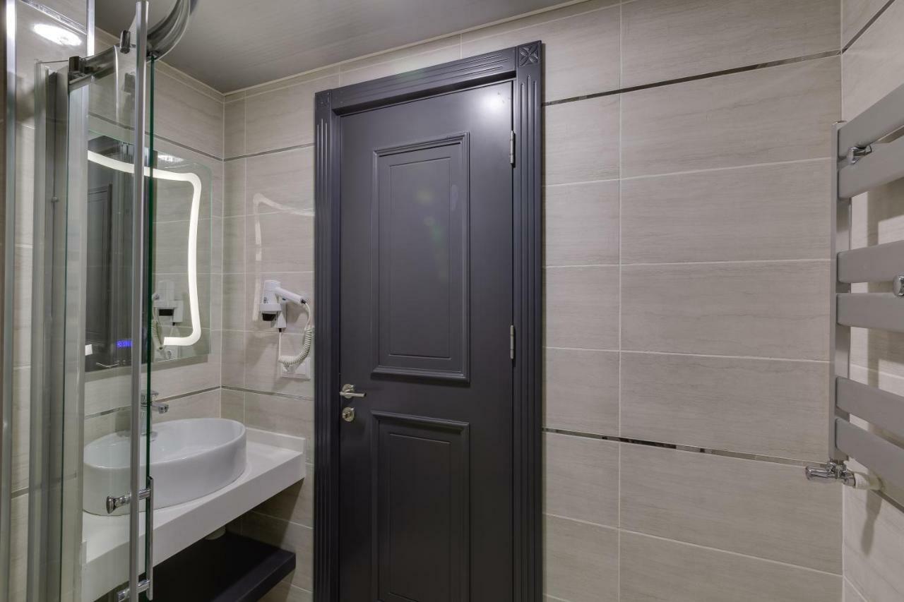 City Hotel באטומי מראה חיצוני תמונה